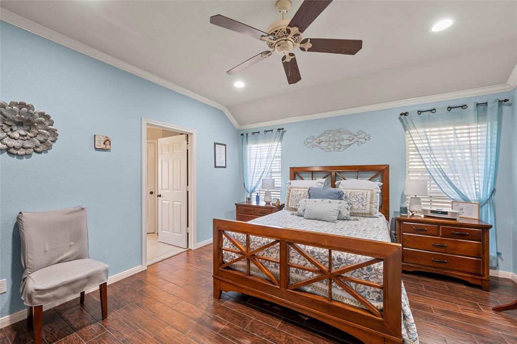142 Phillip Circle Hewitt, TX 76643 - Photo 11 of 24 Bedroom with wood tiled floors, crown molding, a ceiling fan, and recessed lighting
