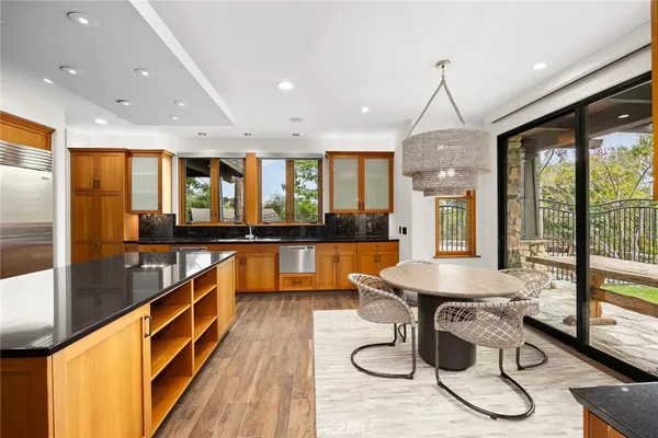 $6,050,000 | 5310 Linda Vista Drive, La Canada Flintridge, CA 91011