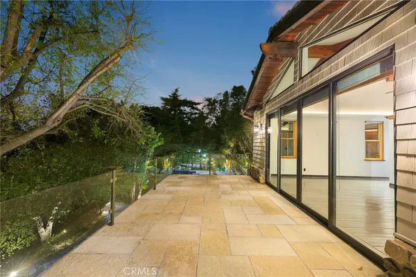 $6,050,000 | 5310 Linda Vista Drive, La Canada Flintridge, CA 91011