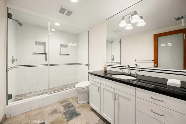 $6,050,000 | 5310 Linda Vista Drive, La Canada Flintridge, CA 91011