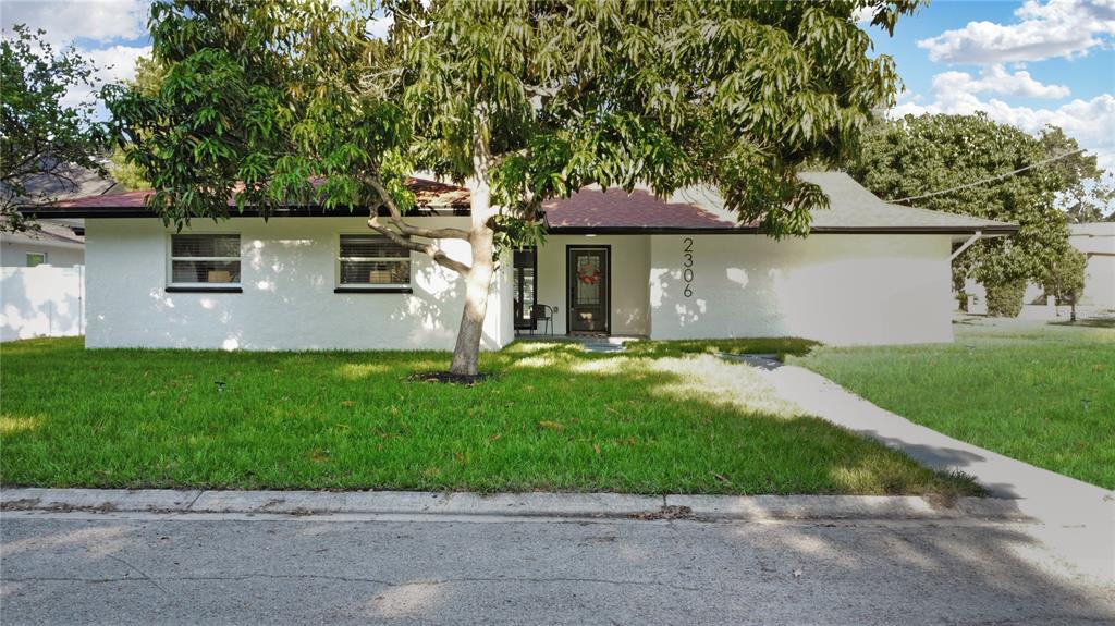 2306 South San Jose Cir