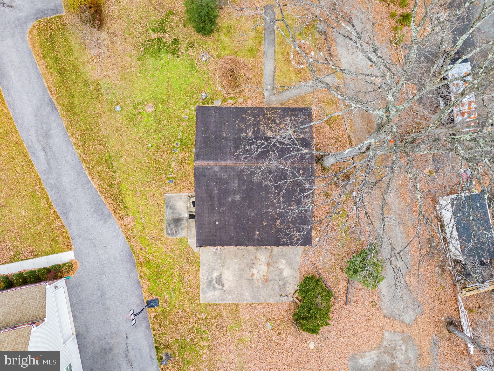 8906 Hooes Road Fairfax Station, VA 22039 - Photo 40 of 45 a view of entryway