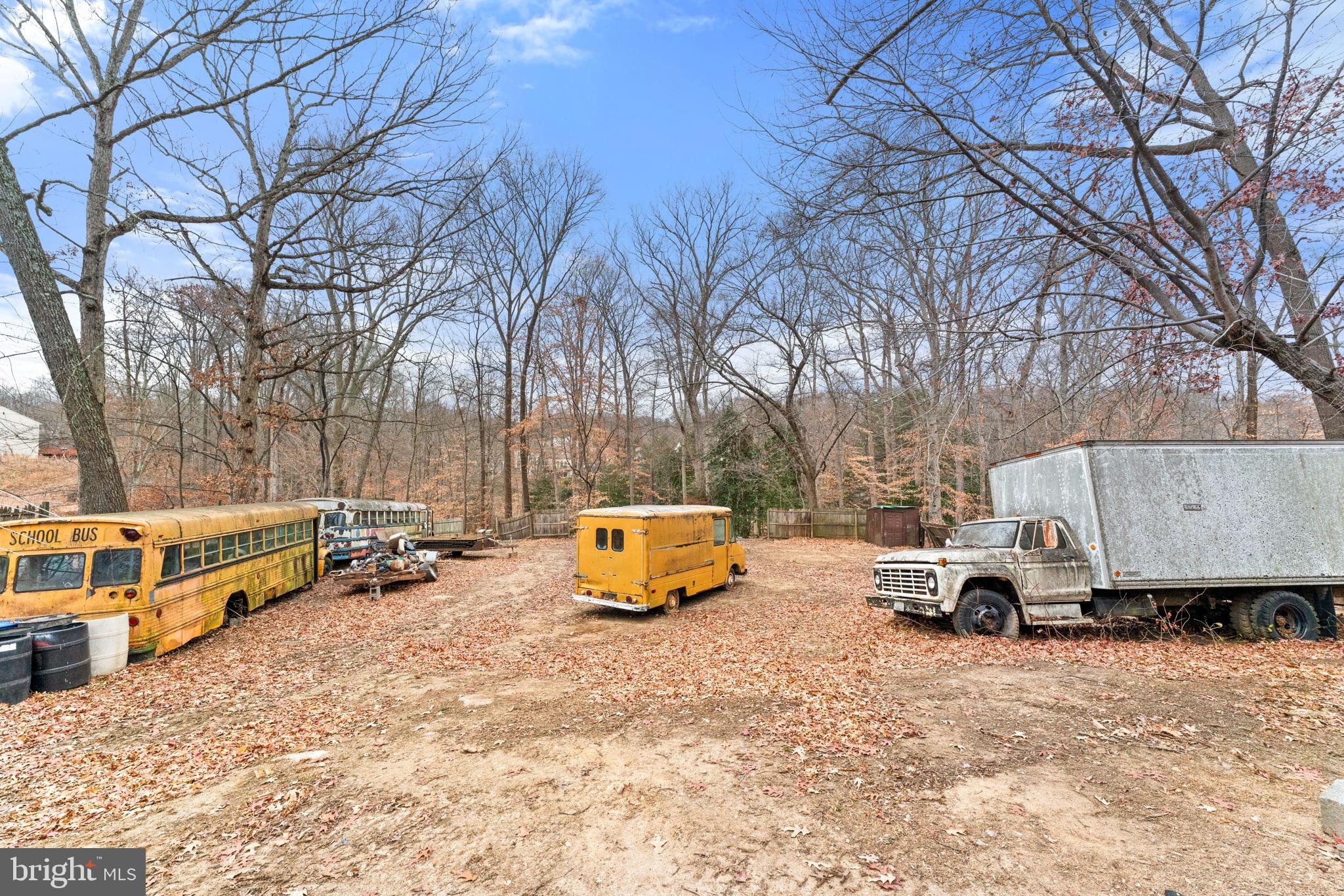 8906 Hooes Road Fairfax Station, VA 22039 - Photo 8 of 45