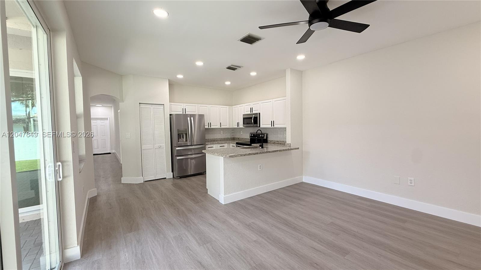 3880 Fern Forest Road Cooper City, FL 33026 - Photo 10 of 37