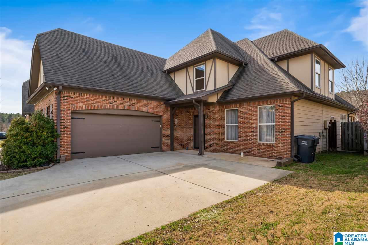 1045 Riviera Drive Calera, AL 35040 - Photo 3 of 30