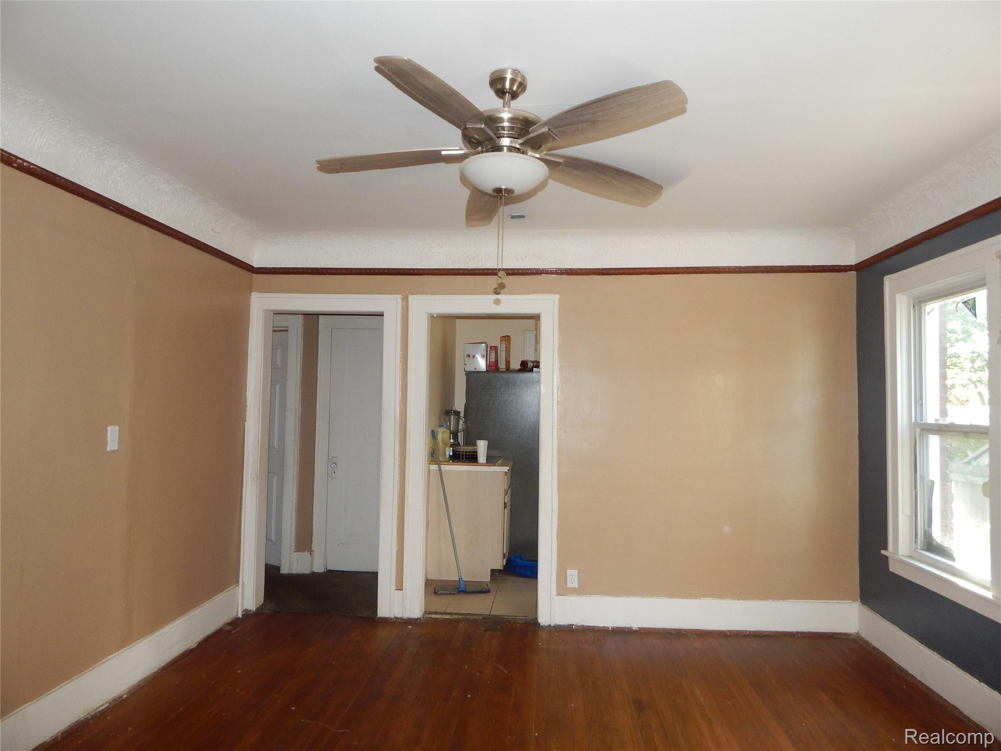 14820 Rutherford Street Detroit, MI 48227 - Photo 4 of 14 DSCN5311.JPG