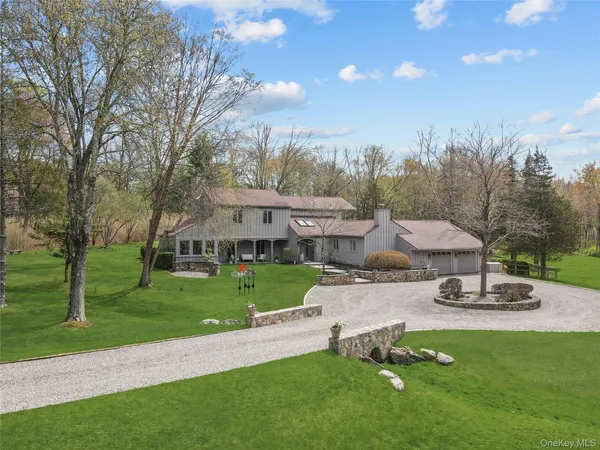 $2,295,000 | 12 East Ridge Road, Waccabuc, NY 10597