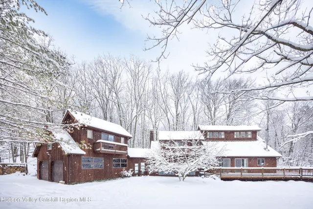 $949,000 | 58 Jones Quarry Road, Woodstock, NY 12498