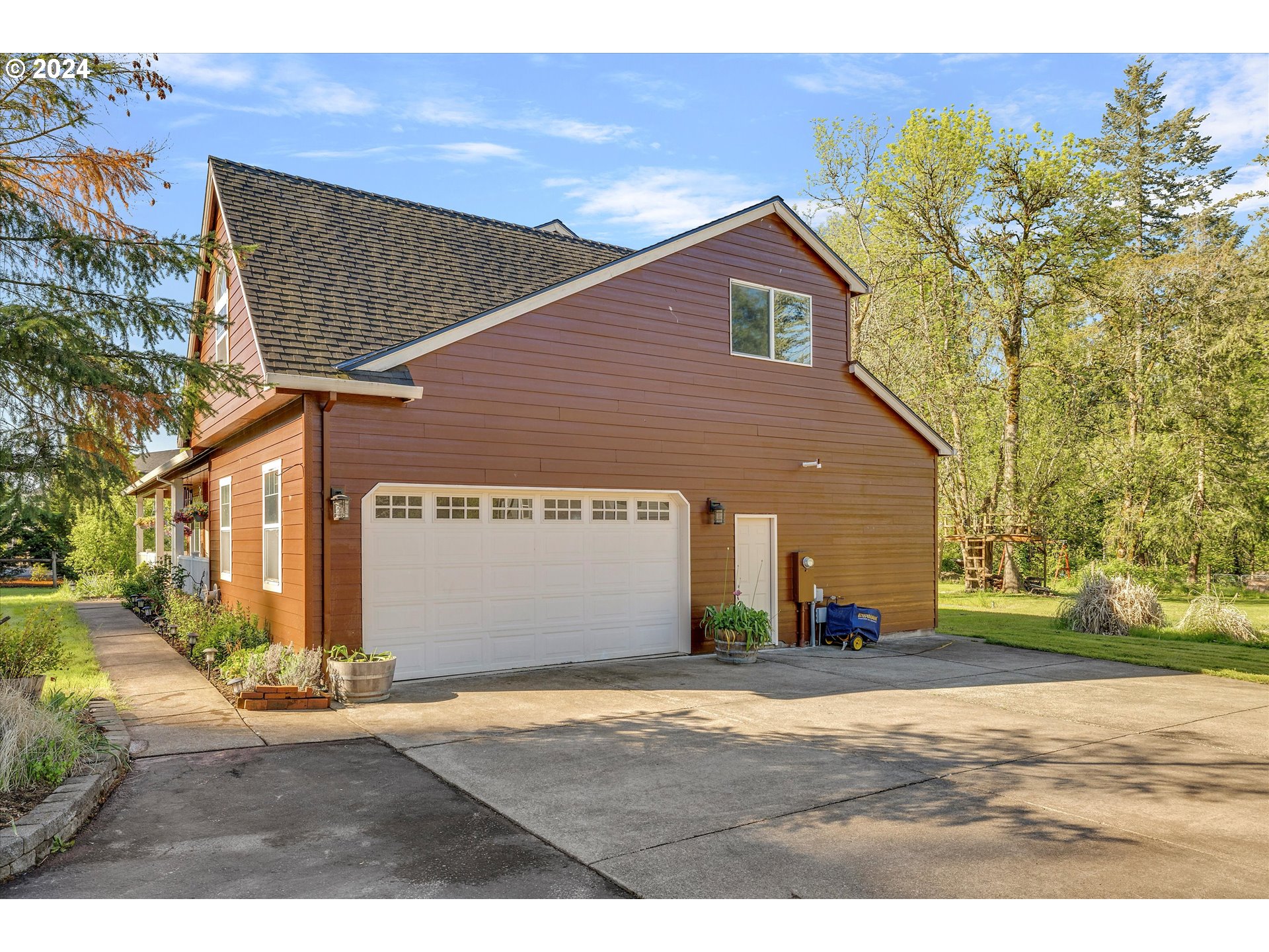 19053 South Mattoon Road Estacada, OR 97023 - Photo 35 of 47 a view of outdoor space and yard