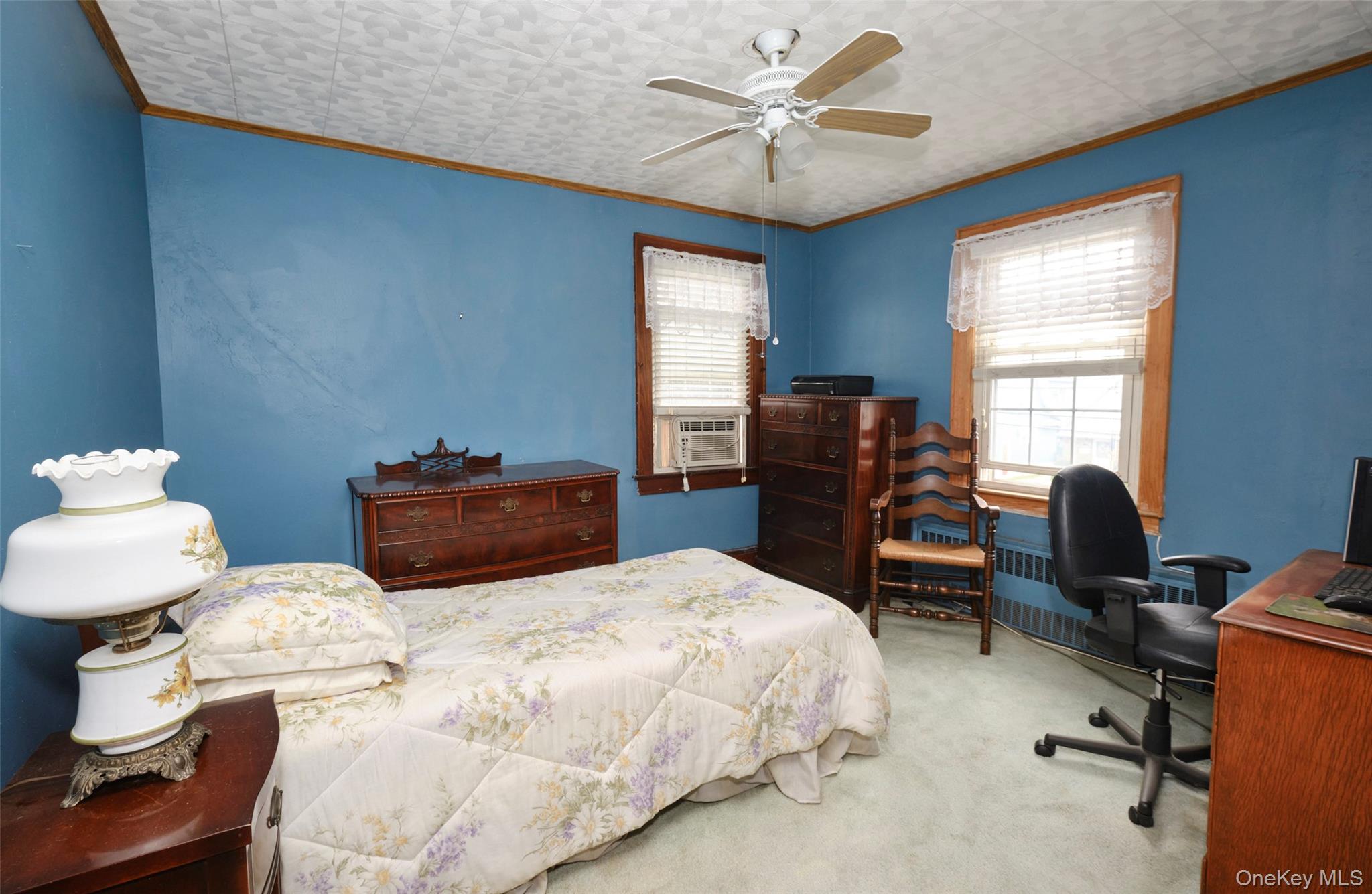 17 Concord Street Floral Park, NY 11001 - Photo 25 of 38 Bedroom 2