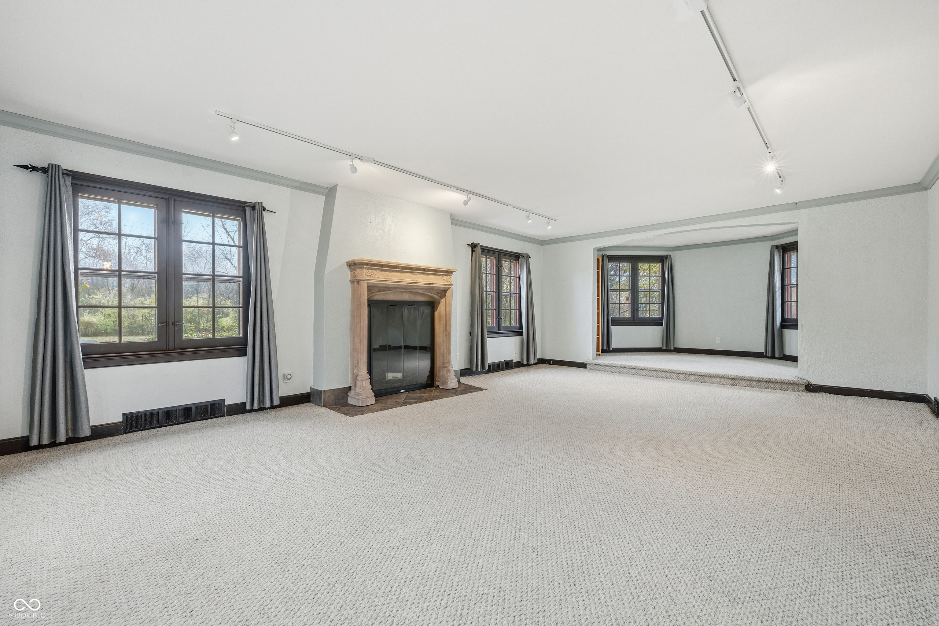 1701 West 51st Street Indianapolis, IN 46228 - Photo 14 of 47