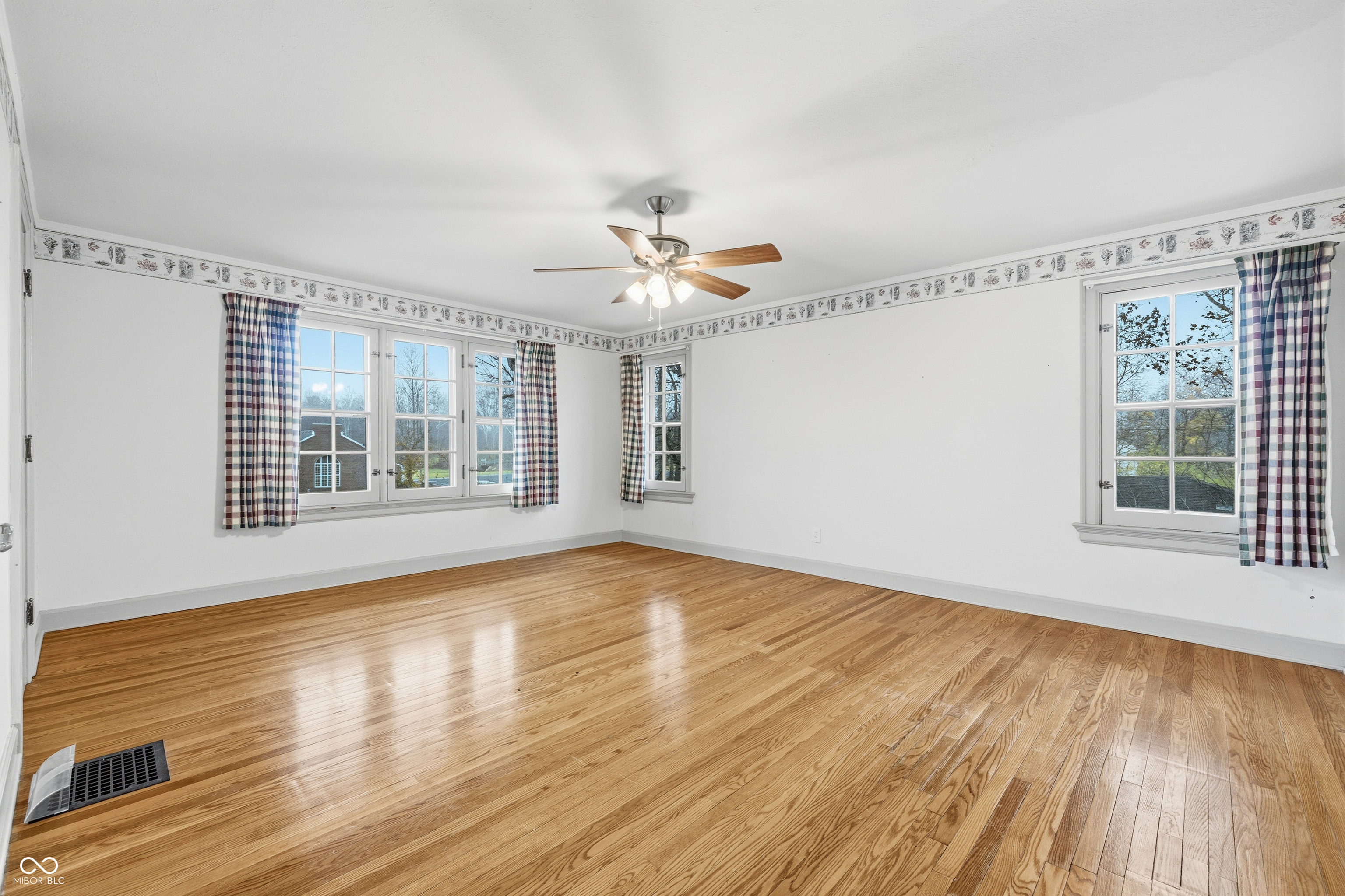 1701 West 51st Street Indianapolis, IN 46228 - Photo 27 of 47