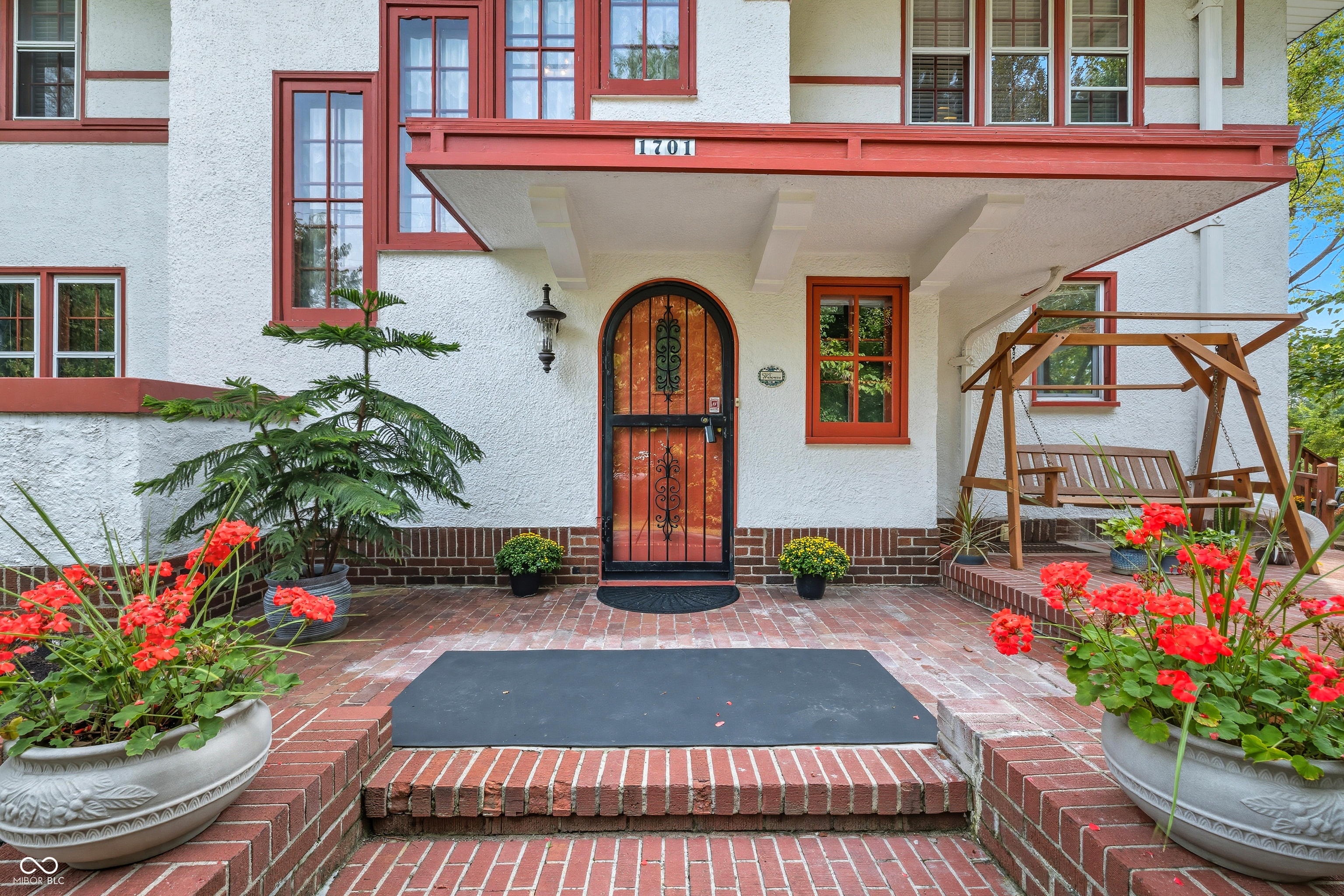 1701 West 51st Street Indianapolis, IN 46228 - Photo 5 of 47