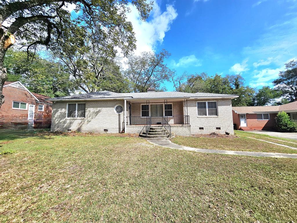 752 Portland Avenue Columbus, GA 31906 - Photo 2 of 31 a view of a house with backyard and sitting area