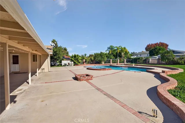 $872,000 | 2843 James Street, Corona, CA 92881