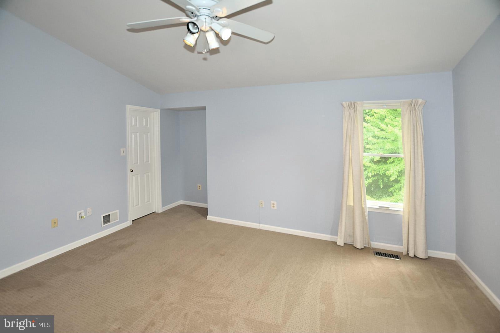 7286 Olde Lantern Way Springfield, VA 22152 - Photo 26 of 26 Bedroom (Master)