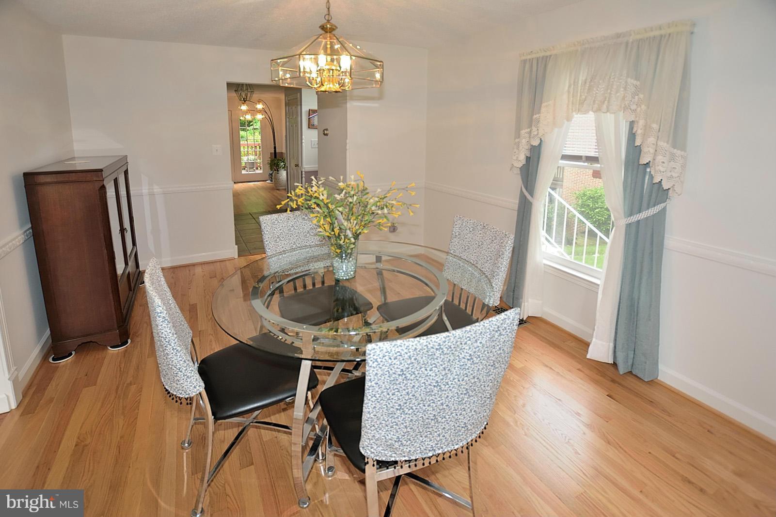 7286 Olde Lantern Way Springfield, VA 22152 - Photo 8 of 26 Dining Room