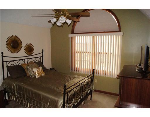 421 Meadow View Drive McKees Rocks, PA 15136 - Photo 14 of 18 Bedroom.