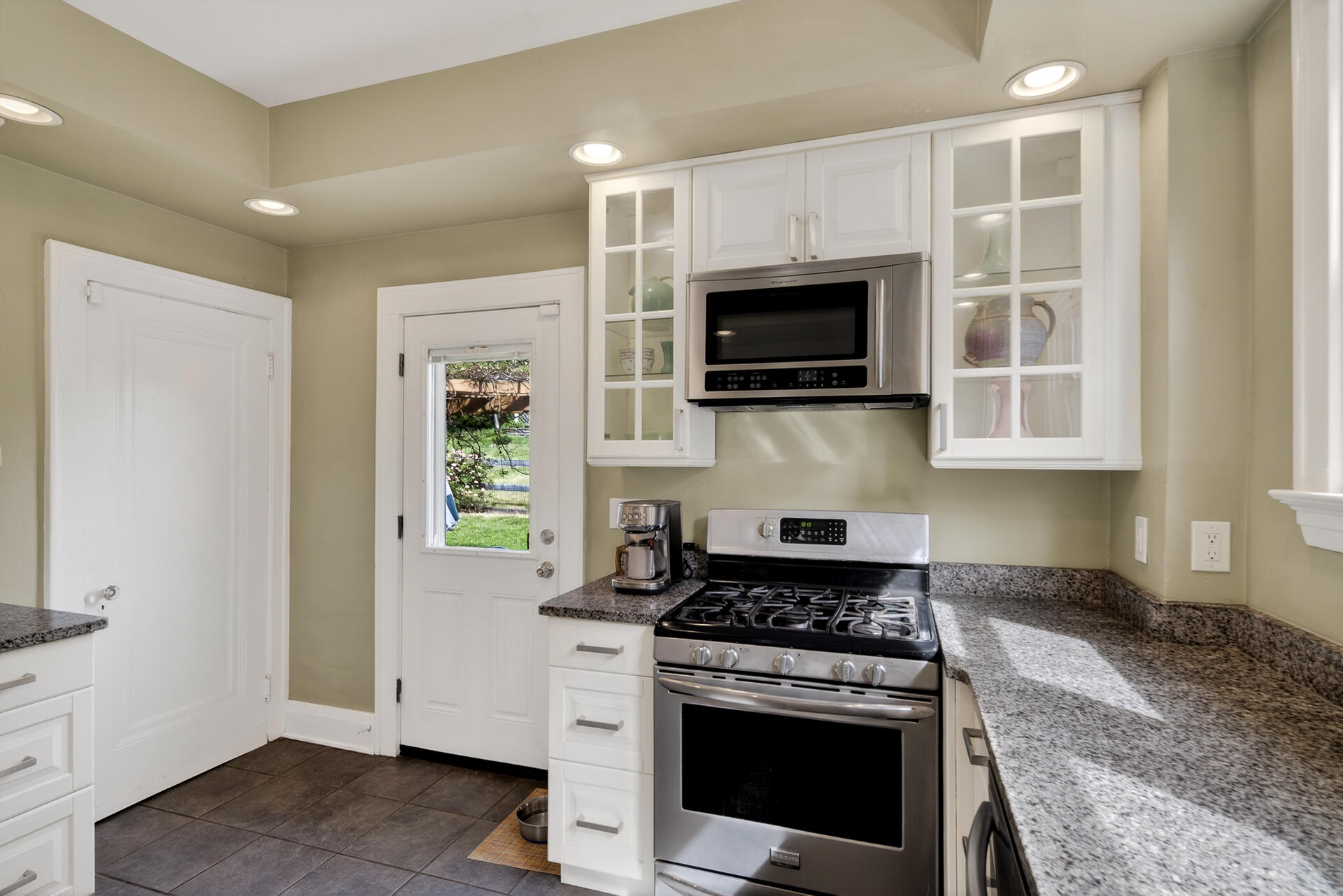 824 Aberdeen Road Covington, KY 41011 - Photo 15 of 48