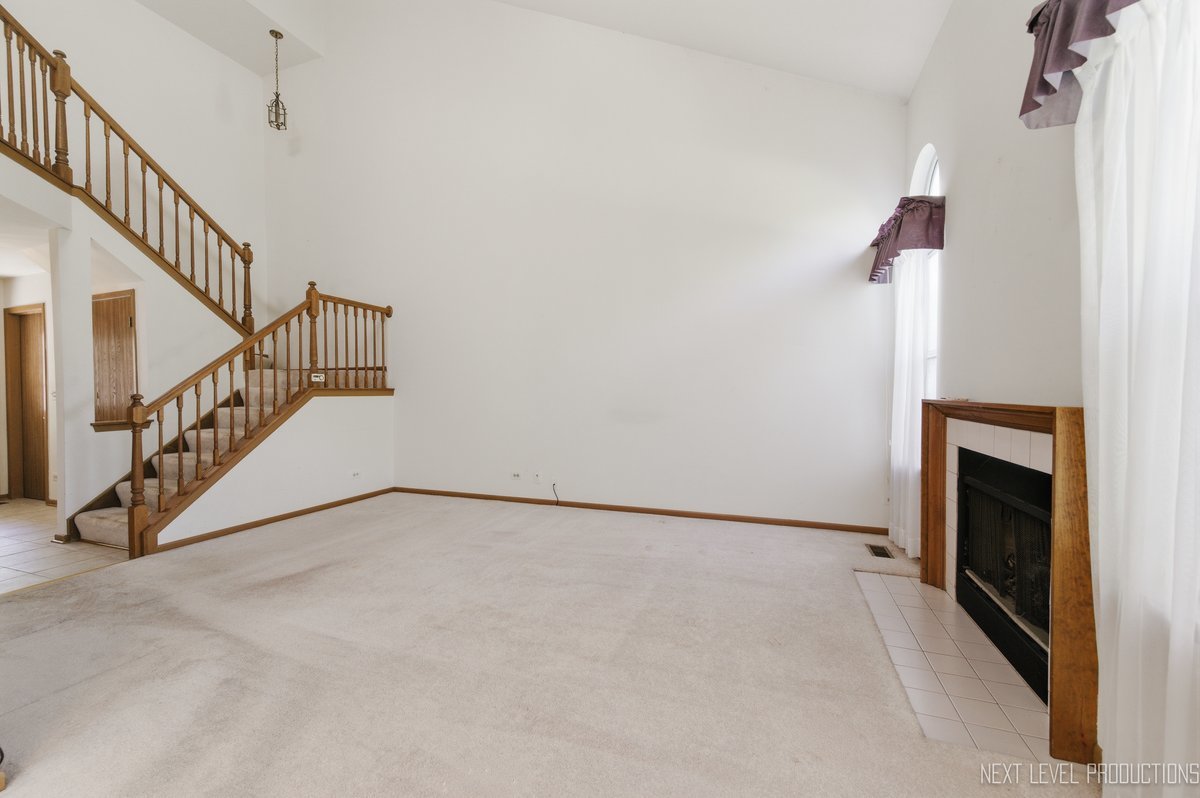 1334 Coldspring Road, Unit 1334 Carol Stream, IL 60188 - Photo 5 of 24