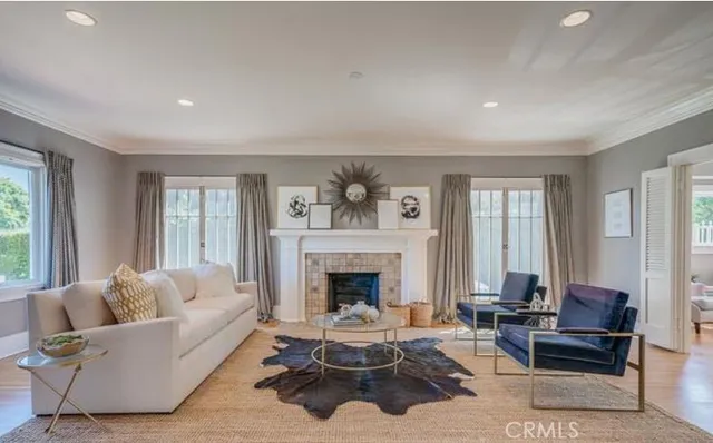 $6,500 | 1231 South St Andrews Place, Los Angeles, CA 90019