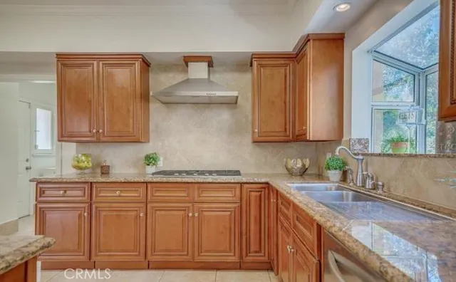 $6,500 | 1231 South St Andrews Place, Los Angeles, CA 90019