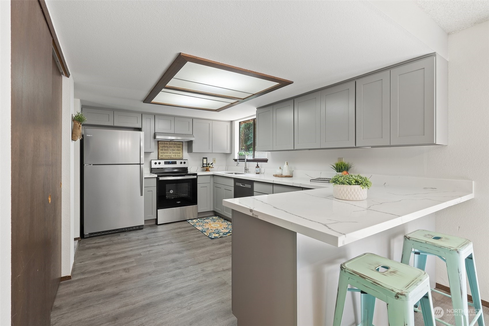 3125 Rocky Point Road Northwest Bremerton, WA 98312 - Photo 11 of 40 Gallery Image 11