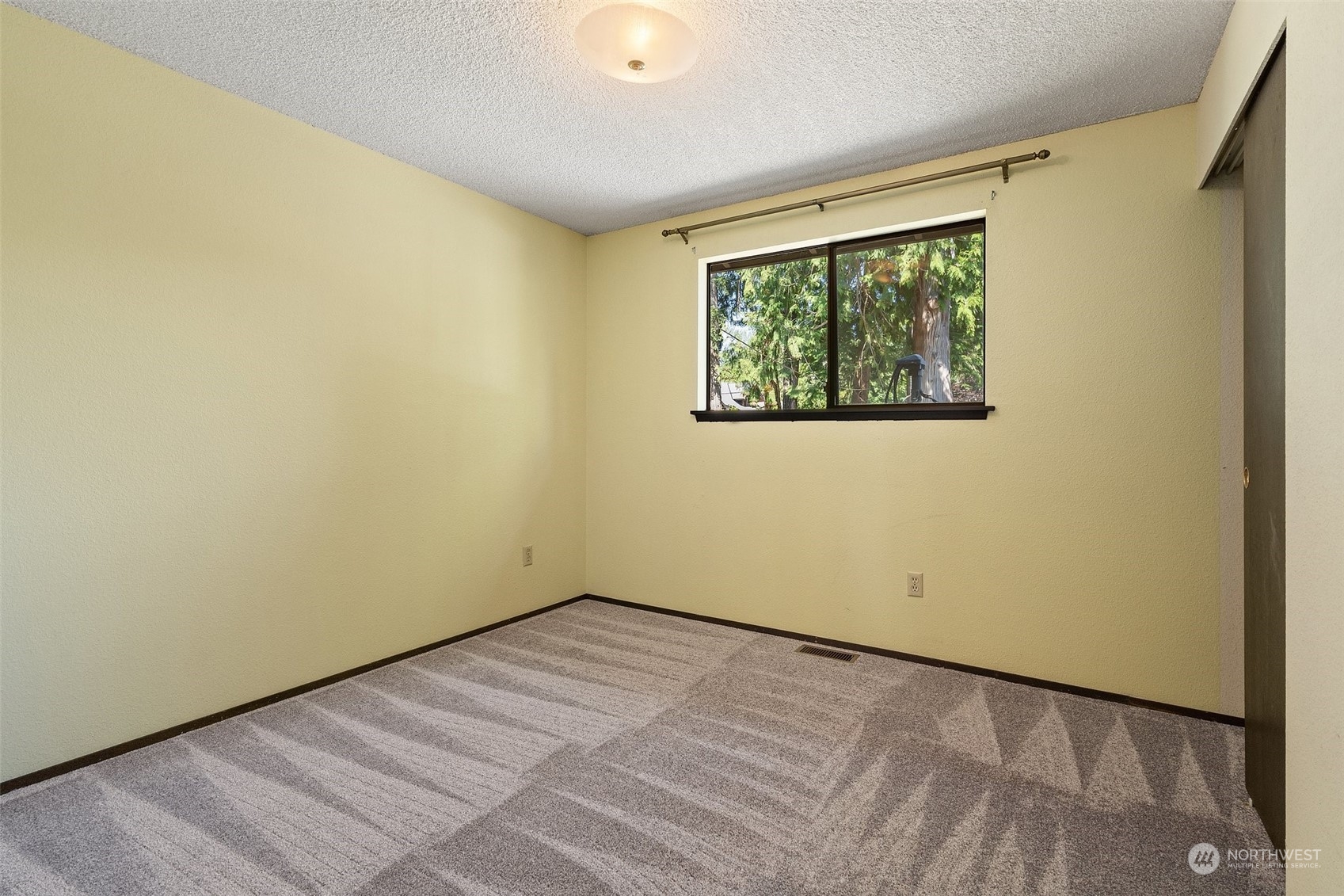 3125 Rocky Point Road Northwest Bremerton, WA 98312 - Photo 20 of 40 Gallery Image 20