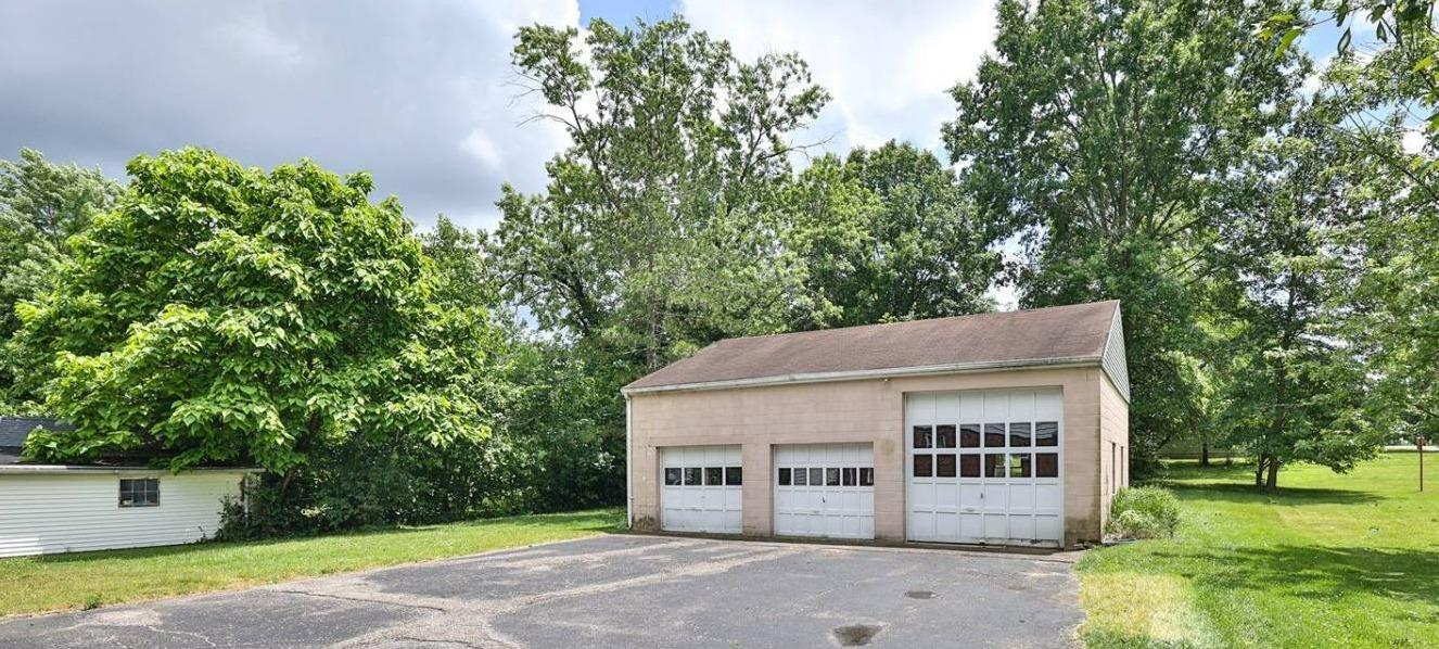 1087 Mc Kelvey Road Cincinnati, OH 45231 - Photo 4 of 29 Gallery Image 4