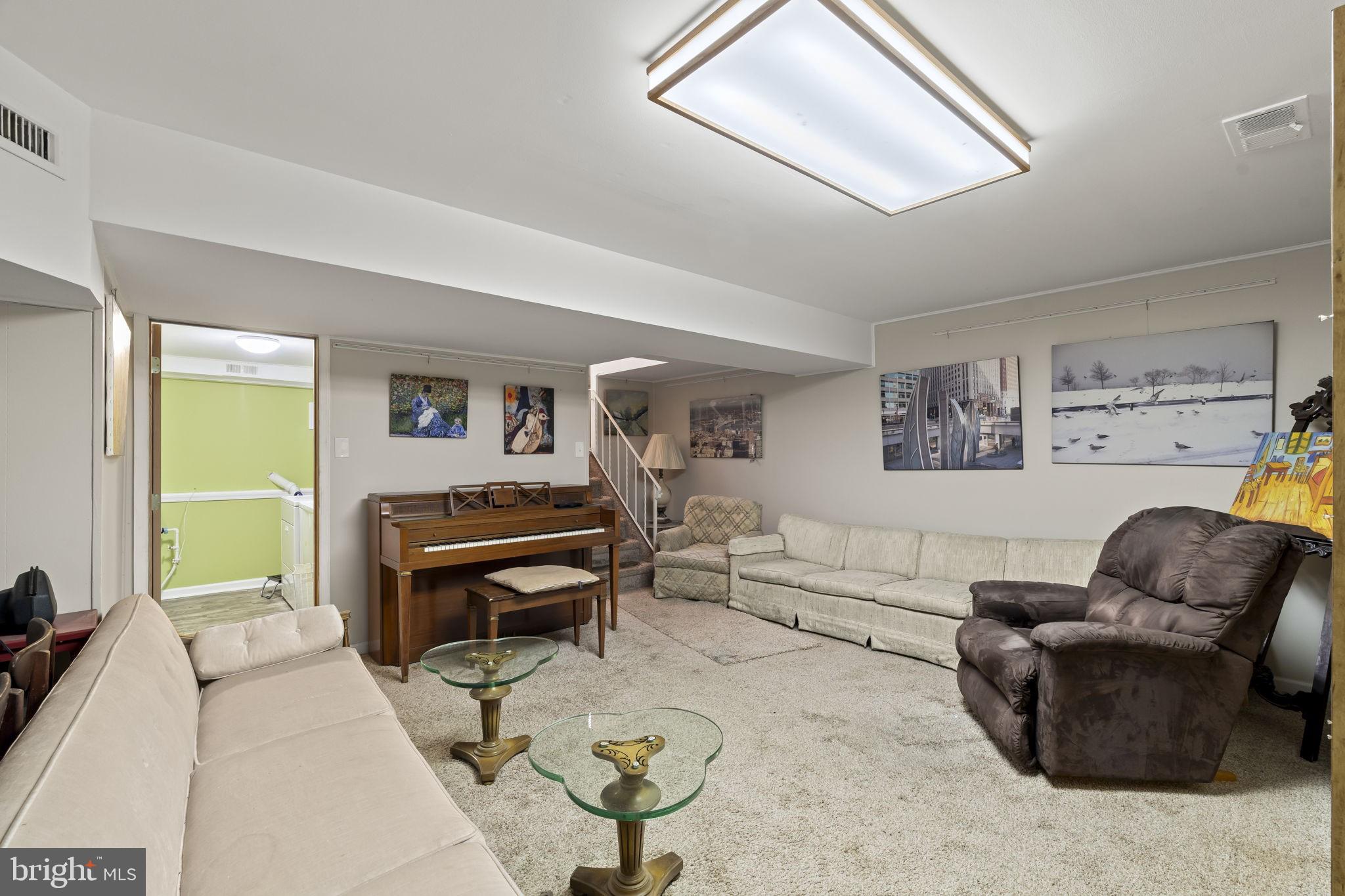 10206 Galahad Road Philadelphia, PA 19116 - Photo 8 of 22