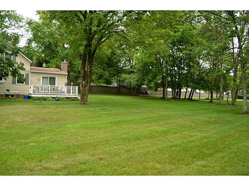 12 Tower Hill Road Cumberland, RI 02864 - Photo 4 of 19 Yard/Garden.