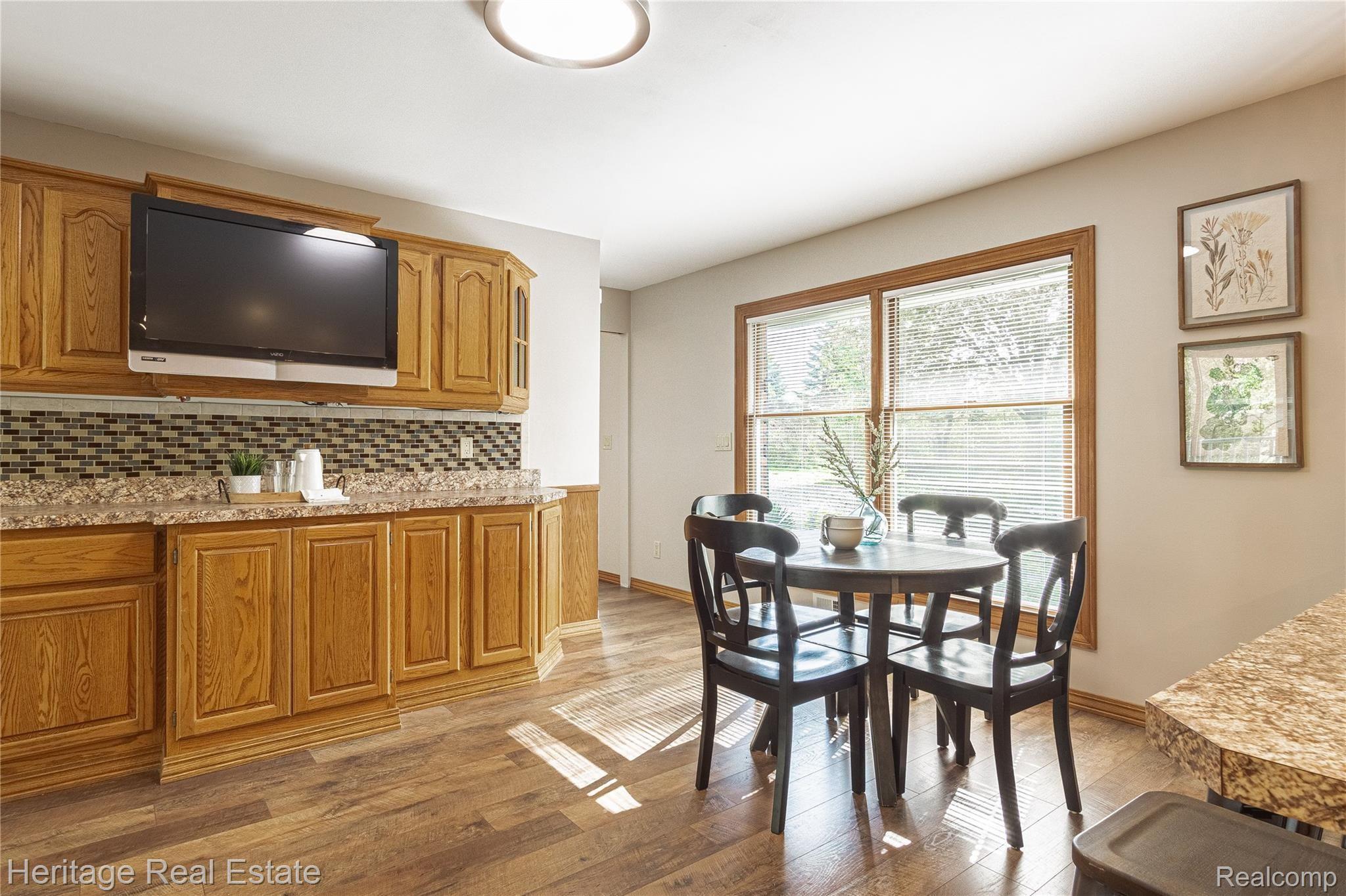 5717 General Squier Road Dryden, MI 48428 - Photo 16 of 30 Interiors (23 of 49).jpg