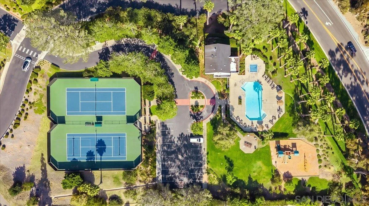 3603 Lorimer Lane Encinitas, CA 92024 - Photo 55 of 71 Gallery Image 55