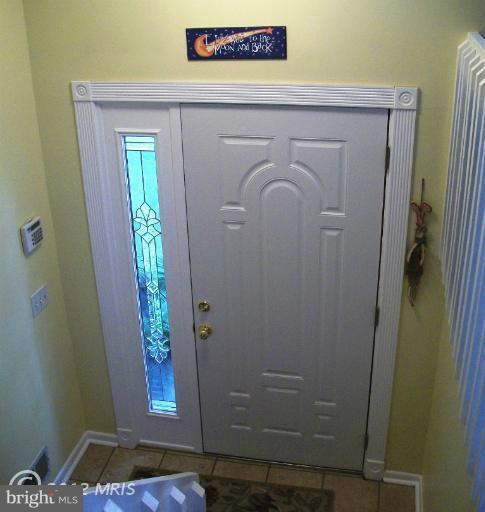 897 Beech Tree Road Severn, MD 21144 - Photo 10 of 30 a bathroom with a mirror