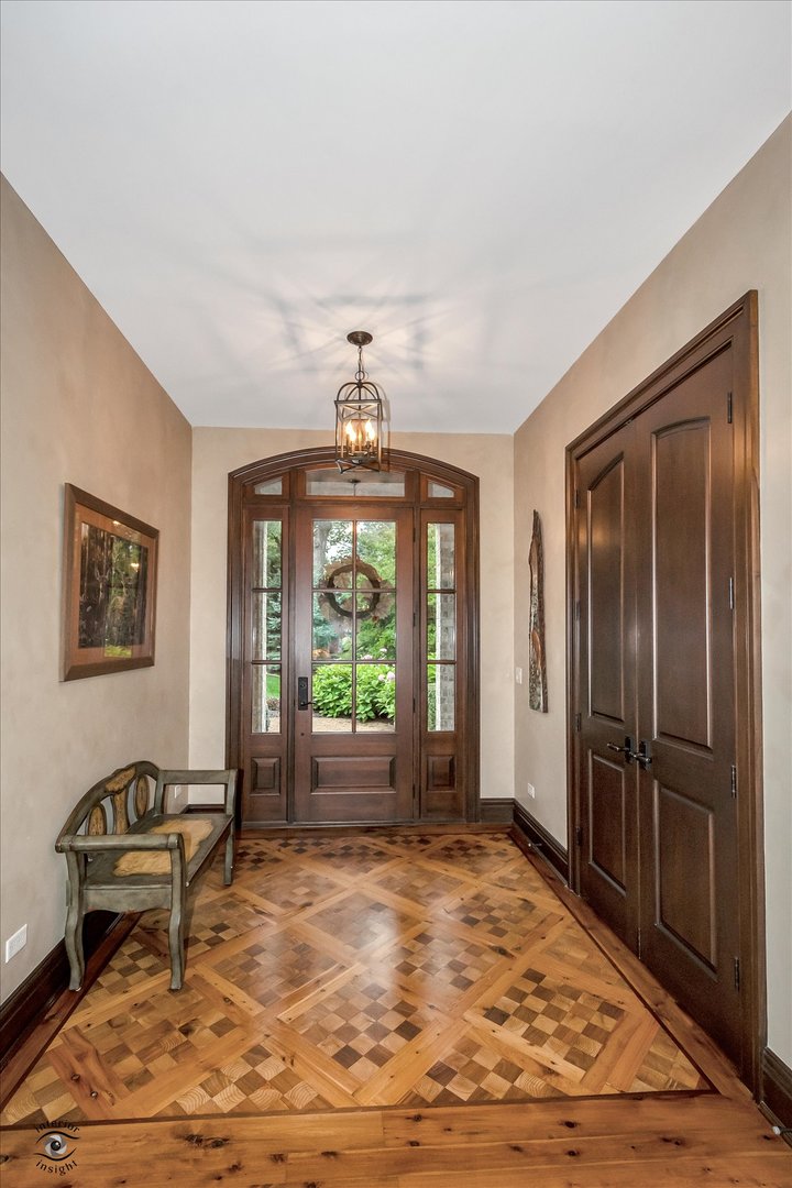 20937 Wolf Road Mokena, IL 60448 - Photo 5 of 66 Gallery Image 5