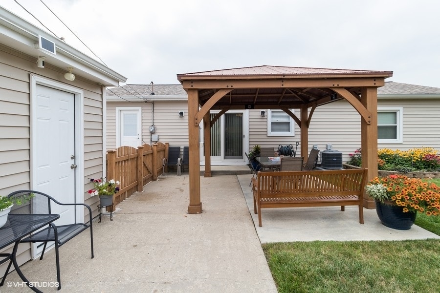 228 Murphy Drive Romeoville, IL 60446 - Photo 16 of 20