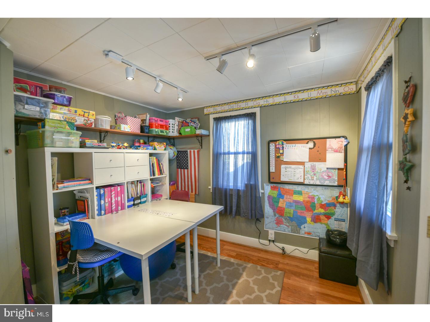 217 Chestnut Street Spring City, PA 19475 - Photo 10 of 24 Office / Study