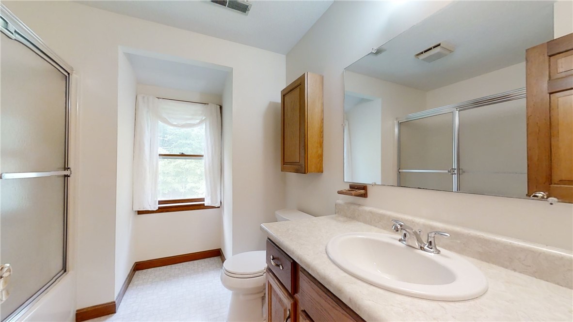 150 Kings Factory Road Charlestown, RI 02813 - Photo 22 of 30 2nd floor bath