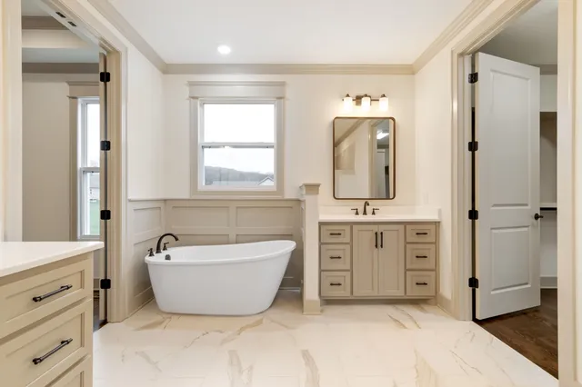 $889,900 | 4043 Advocate Path, Culleoka, TN 38451