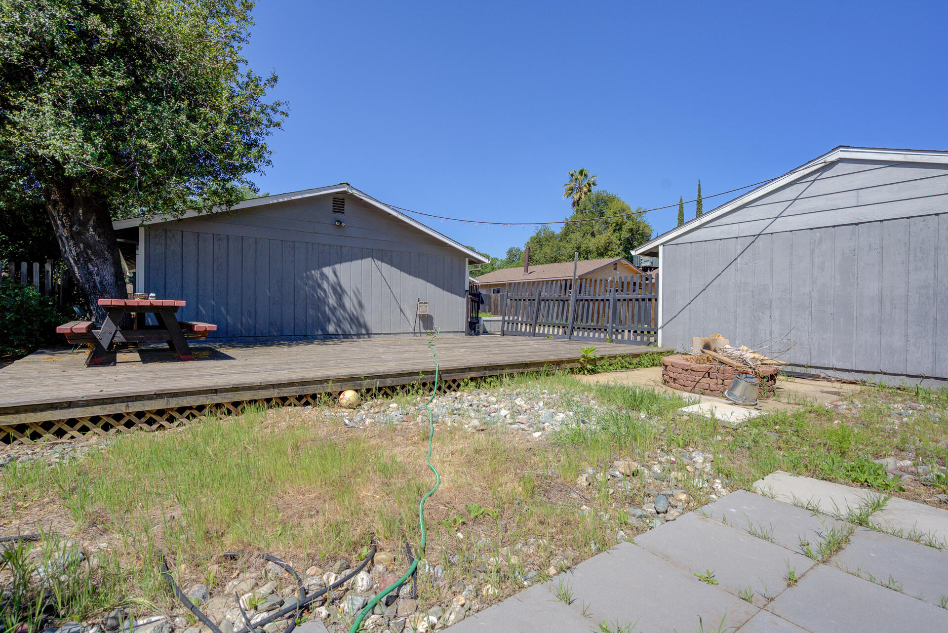 2689 Shasta View Drive Redding, CA 96002 - Photo 27 of 33 a house view with a outdoor space