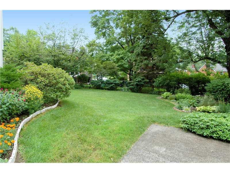 503 Nichols Road Pittsburgh, PA 15237 - Photo 19 of 23 Yard/Garden.