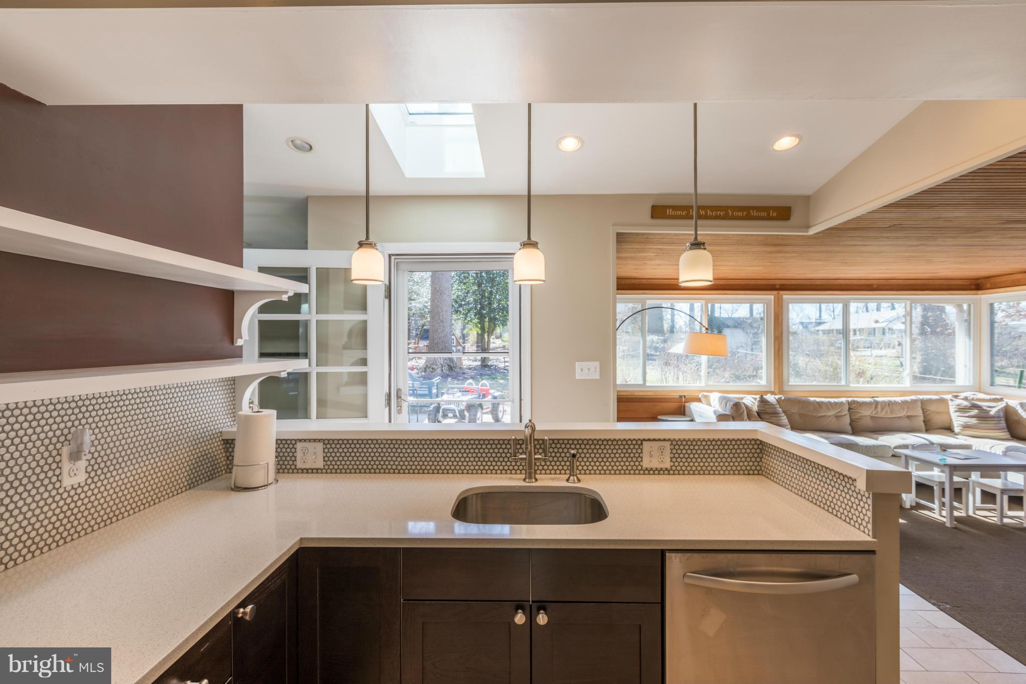 605 Carysbrook Road Baltimore, MD 21208 - Photo 10 of 28 Kitchen