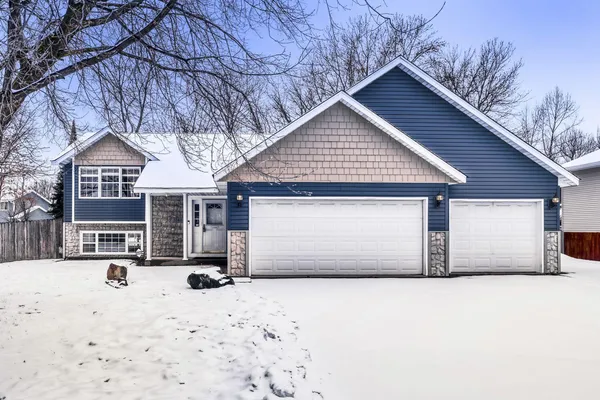 $425,000 | 13416 Swallow Street Northwest, Andover, MN 55304