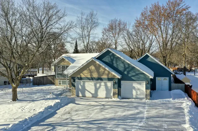 $425,000 | 13416 Swallow Street Northwest, Andover, MN 55304