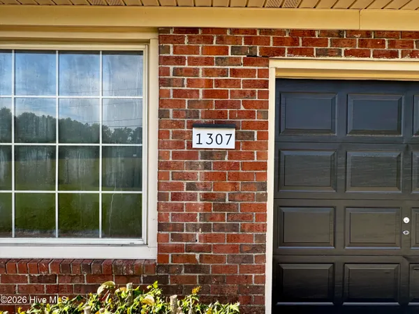 $195,000 | 1307 Cogdell Drive, Kinston, NC 28501