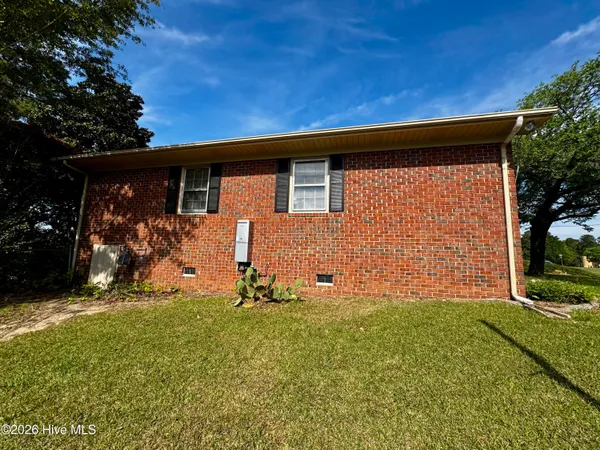 $195,000 | 1307 Cogdell Drive, Kinston, NC 28501