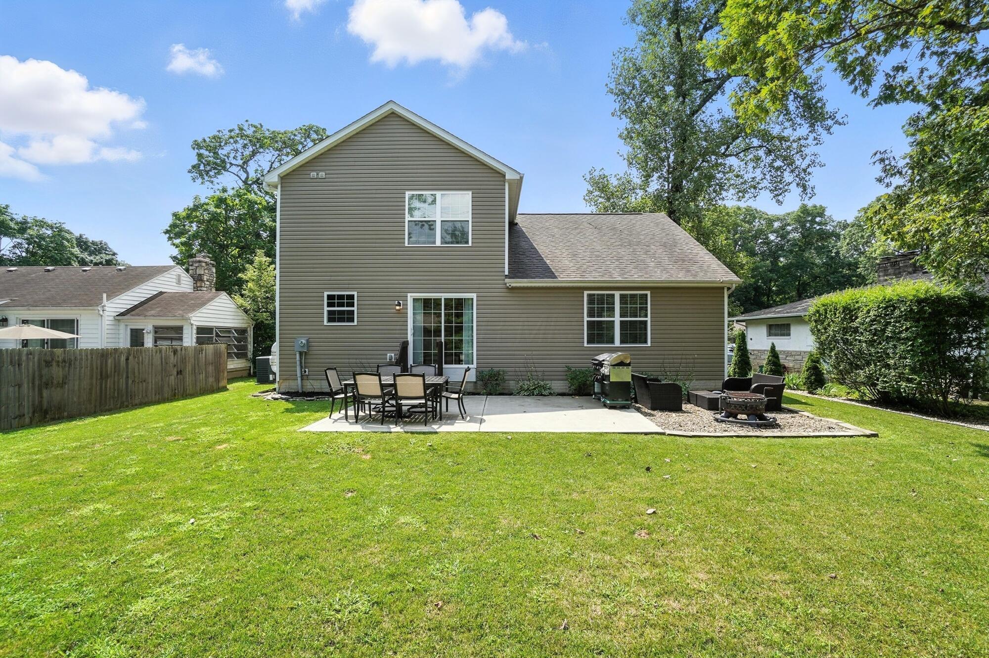 2696 Minerva Lake Road Columbus, OH 43231 - Photo 42 of 53 Rear