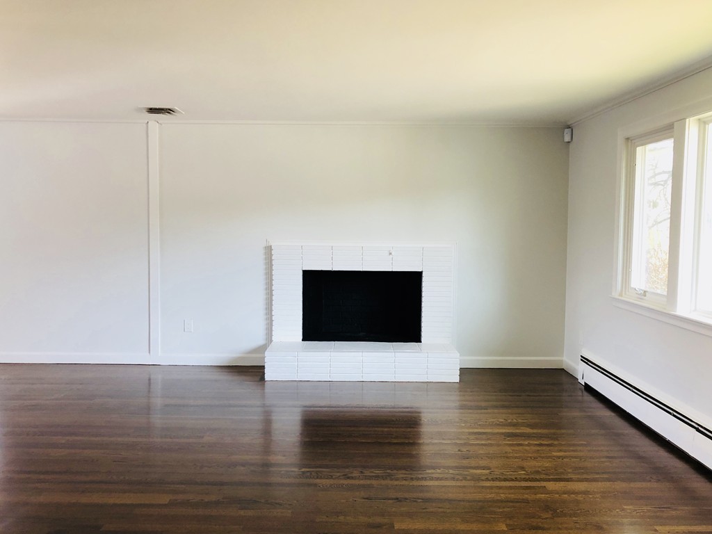 43 Cynthia Road Newton, MA 02459 - Photo 5 of 19