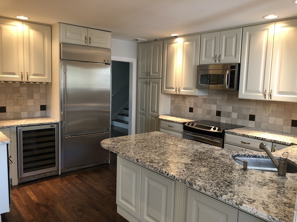 43 Cynthia Road Newton, MA 02459 - Photo 10 of 19