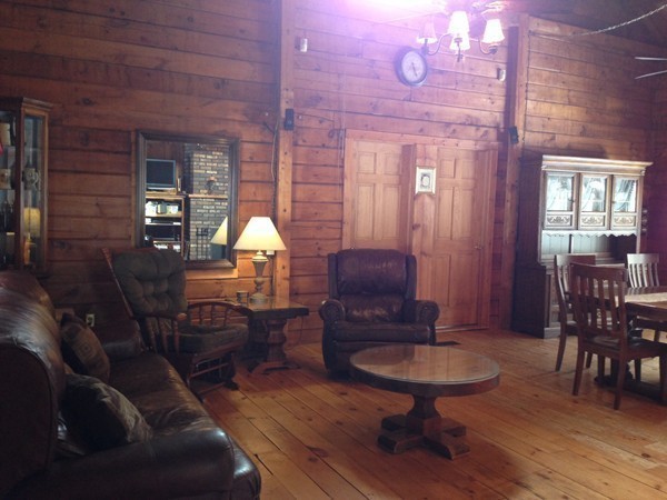 271 Blandford Road Russell, MA 01071 - Photo 5 of 30 Gallery Image 5